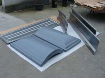 las piezas KDS001 del ataúd de la hoja del hierro de 1m m montan color de la naturaleza del ataúd del metal